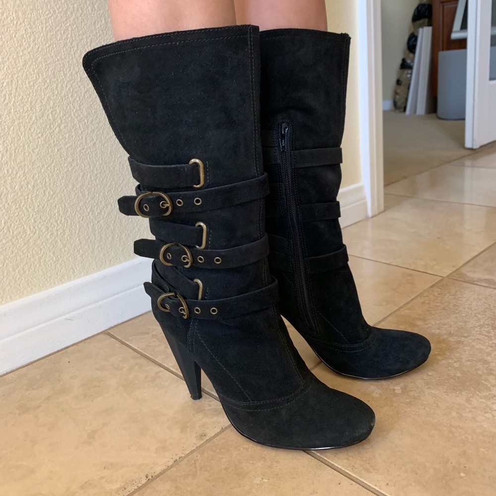 Like New Nine West Suede Boots!